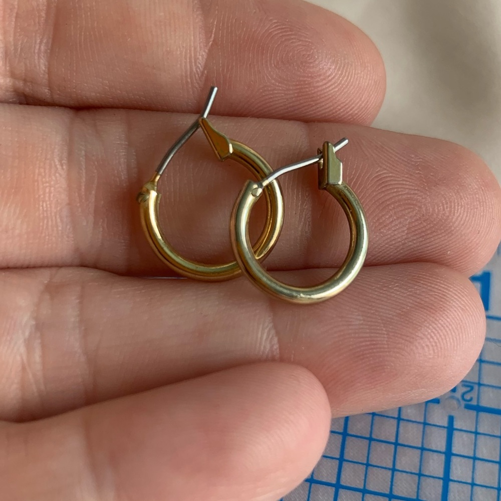 3 for $20 w Bundle: Small gold hoop earrings